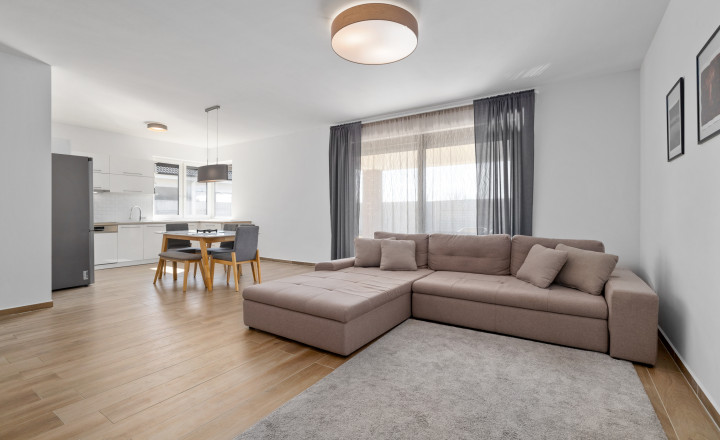 PREDANÉ- 4 IZBOVÝ- BUNGALOV-109m2- MILOSLAVOV - fotografia 1