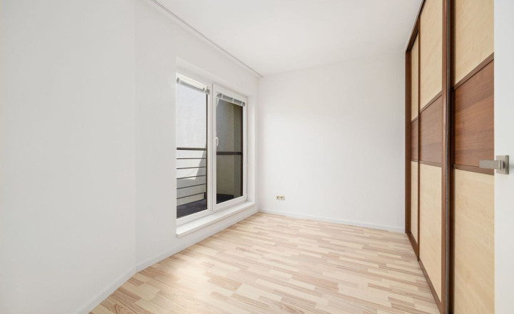 PREDANÉ- PREDAJ- 4-IZBOVÝ- 170m2- RODINNÝ DOM- ROVINKA - fotografia 9