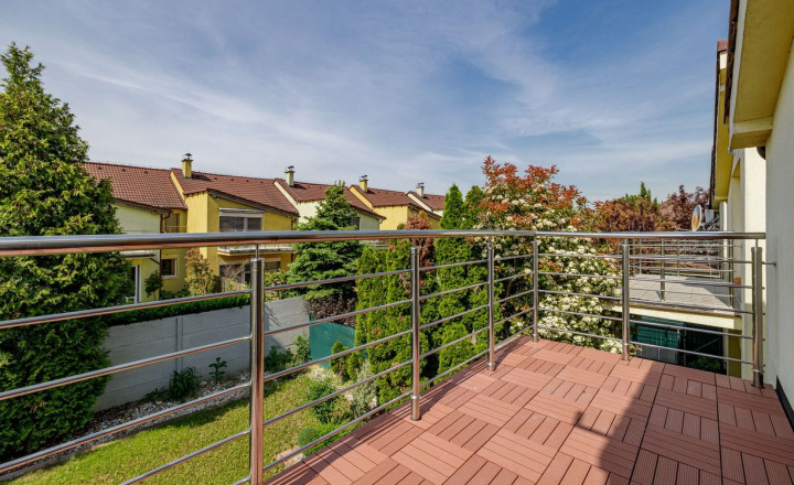 PREDANÉ- PREDAJ- 4-IZBOVÝ- 170m2- RODINNÝ DOM- ROVINKA - fotografia 15
