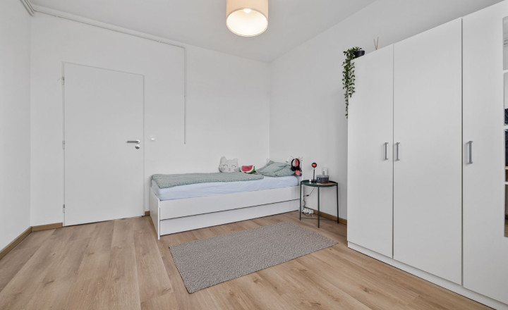 PREDANÝ- PREDAJ- 4-IZBOVÝ– 85 m2- GARÁŽ-ZÁHRADY-VAJNORY - fotografia 6