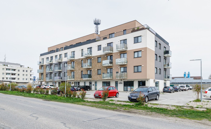 PREDANÉ- 3-IZBOVÝ BYT - NOVOSTAVBA-NOVÁ DEDINKA - fotografia 10