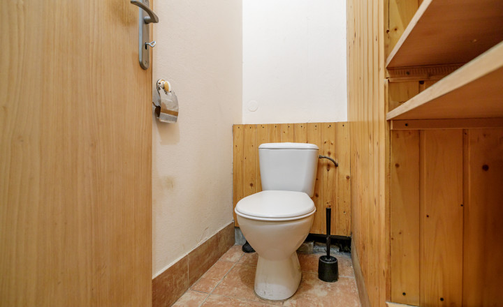 PREDANÉ-3IZBOVÝ BYT-PREDAJ- S PIVNICOU- PETRŽALKA - fotografia 10