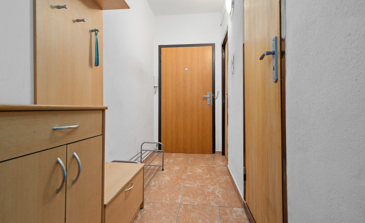 PREDANÉ-3IZBOVÝ BYT-PREDAJ- S PIVNICOU- PETRŽALKA - fotografia 11