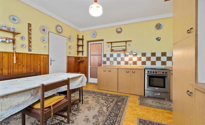 BE.LIVE COMPANY- PREDAJ- INVESTIČNÝ- STAVEBNÝ- POZEMOK- 2287m²- TOMÁŠOV- VLKY - fotografia 9