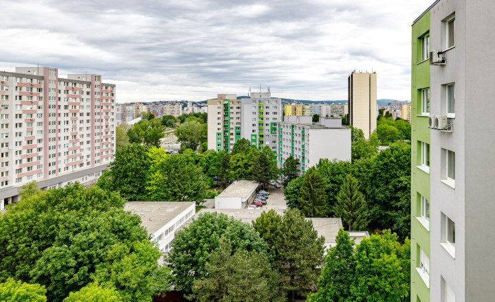REZERVOVANÝ- BE.LIVE COMPANY- PREDAJ- 4- IZBOVÝ – TOPOLČIANSKA- PETRŽALKA - fotografia 18
