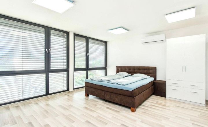 BE.LIVE COMPANY- NA PREDAJ- 1000m2- KOMERČNÝ PRIESTOR- POLYFUNKČNÁ BUDOVA- RUŽINOV- KOMÁRŇANSKÁ ULICA  - fotografia 10
