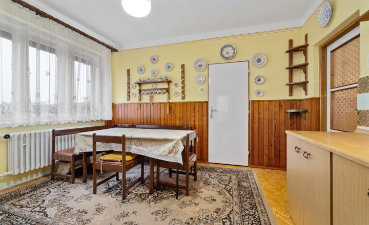 REZERVOVANÉ- BE.LIVE COMPANY- PREDAJ- RODINNÝ DOM- VÝNIMOČNE VEĽKÝ POZEMOK- GARÁŽ- ZÁHRADA- VLKY- TOMÁŠOV- SENEC - fotografia 12