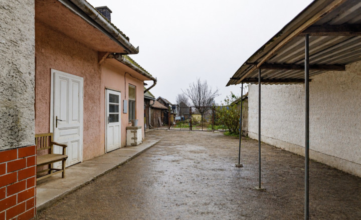 REZERVOVANÉ- BE.LIVE COMPANY- PREDAJ- RODINNÝ DOM- VÝNIMOČNE VEĽKÝ POZEMOK- GARÁŽ- ZÁHRADA- VLKY- TOMÁŠOV- SENEC - fotografia 19