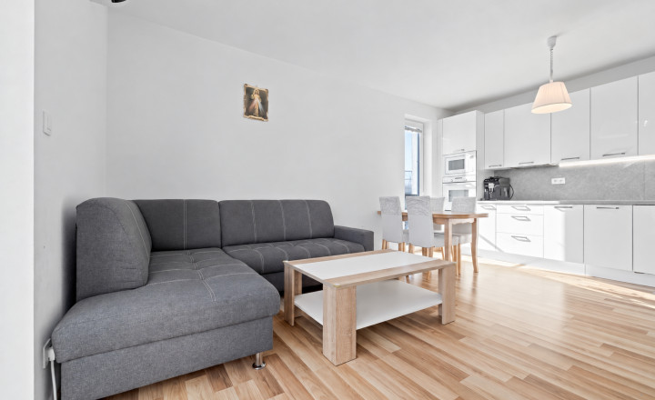 BE.LIVE COMPANY- PREDAJ - SVETLÝ 3-IZBOVÝ BYT S DVOMA BALKÓNMI A PARKOVANÍM – NA PIESKU, RUŽINOV - fotografia 3