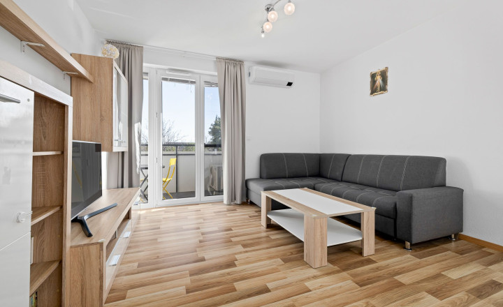 BE.LIVE COMPANY- PREDAJ - SVETLÝ 3-IZBOVÝ BYT S DVOMA BALKÓNMI A PARKOVANÍM – NA PIESKU, RUŽINOV - fotografia 5