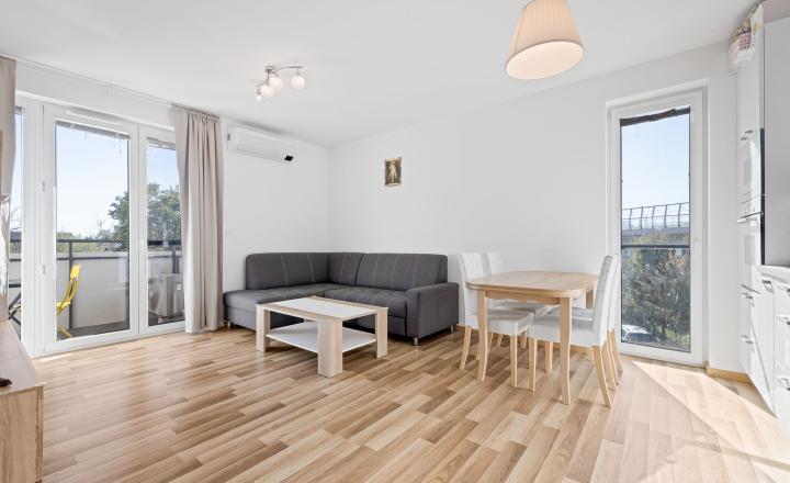 BE.LIVE COMPANY- PREDAJ-SVETLÝ 3-IZBOVÝ BYT S DVOMA BALKÓNMI A PARKOVANÍM – NA PIESKU, RUŽINOV - fotografia 6