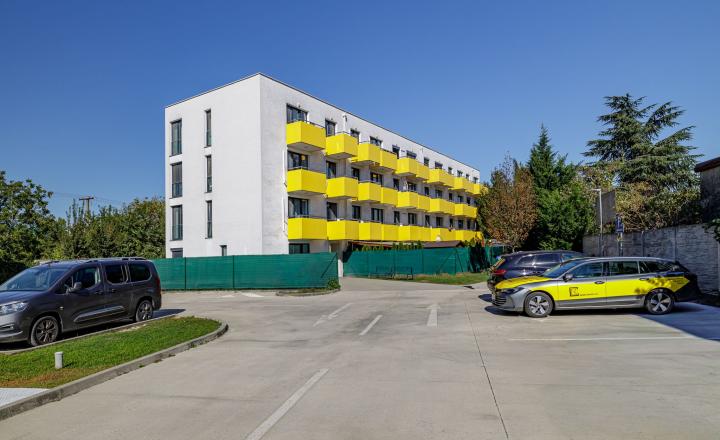 BE.LIVE COMPANY- PREDAJ-SVETLÝ 3-IZBOVÝ BYT S DVOMA BALKÓNMI A PARKOVANÍM – NA PIESKU, RUŽINOV - fotografia 17