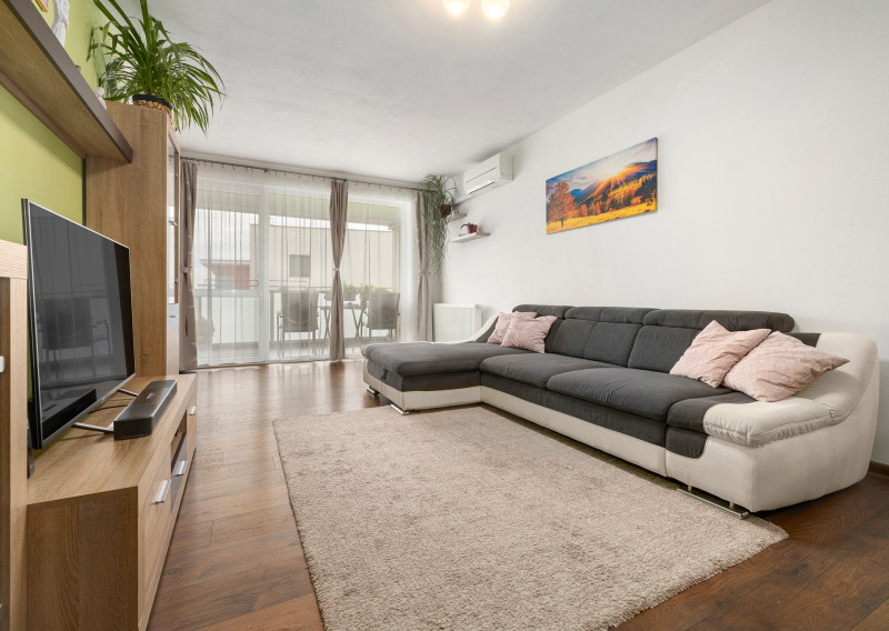 PREDANÉ -NA PREDAJ- KRÁSNY- 3-IZBOVÝ BYT- 74M2- SENEC